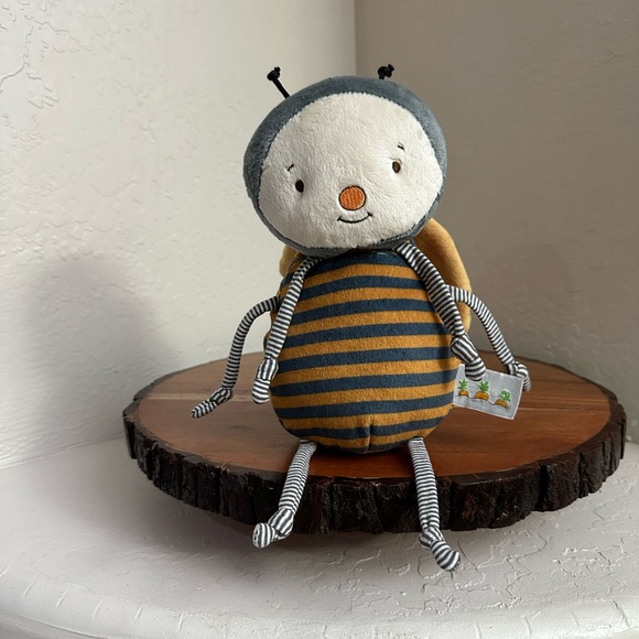 Bunnies By The Bay Buzzbee Plush - Picture 1 of 10